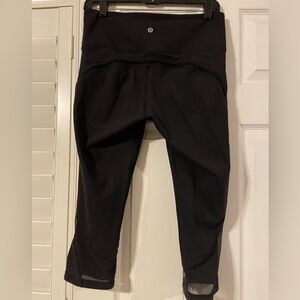 Lululemon black crop leggings